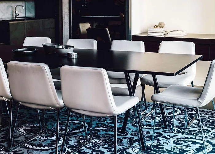 Find Your Perfect Hotel in Melbourne: Top Recommendations and Tips