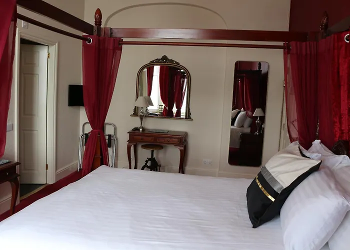 Top-Rated Spa Hotels in Tenby for a Relaxing Retreat