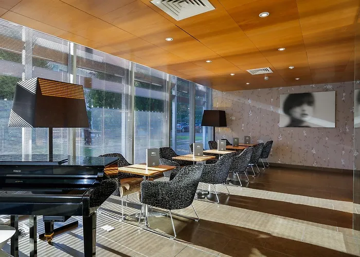 Finest Hotels Near Hatfield House for Unforgettable Stay