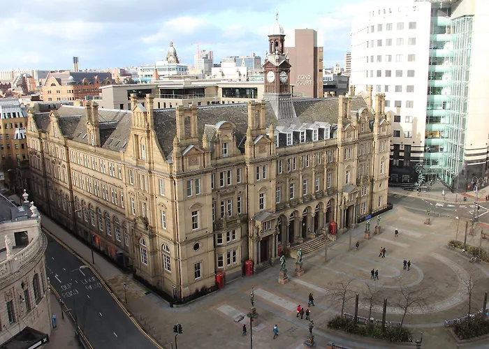 Discover the Top Leeds City Centre Hotels near Train Station